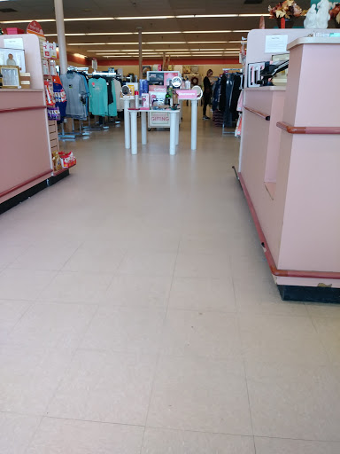 Discount Store «Big Lots», reviews and photos, 4233 Florida Ave S, Lakeland, FL 33813, USA