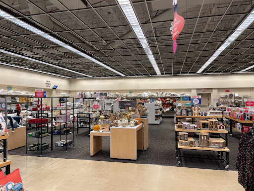 Department Store «Nordstrom Rack Potomac Mills», reviews and photos, 2700 Potomac Mills Cir, Woodbridge, VA 22192, USA