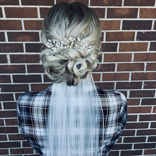 Hair Removal Service «Rau Salon», reviews and photos, 316 N Lake Ave # A, Twin Lakes, WI 53181, USA