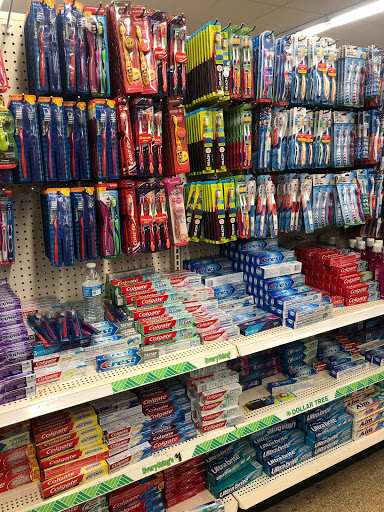 Dollar Store «Dollar Tree», reviews and photos, 181 S Rosemead Blvd, Pasadena, CA 91107, USA