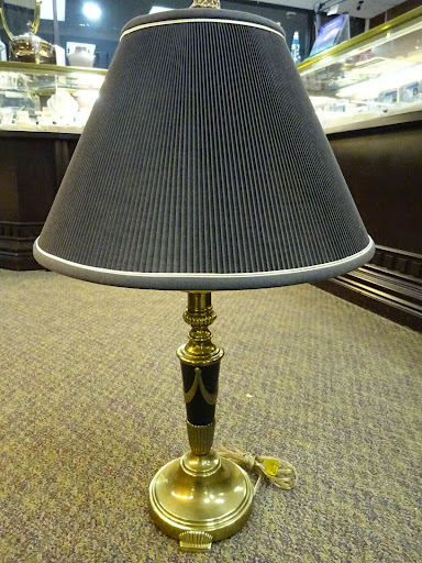 Jewelry Store «Jewelry & Coin Mart», reviews and photos, 757 W Golf Rd, Schaumburg, IL 60194, USA