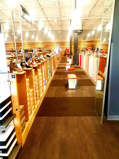 Shoe Store «DSW Designer Shoe Warehouse», reviews and photos, 4049 Grand Ave, Chino, CA 91710, USA