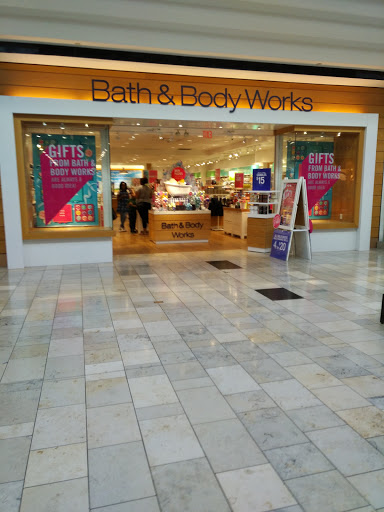 Shopping Mall «The Avenues», reviews and photos, 10300 Southside Blvd, Jacksonville, FL 32256, USA