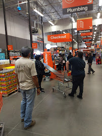 Minute Key - Photo 2 - Car repair in Signal Hill, CA, Long Beach