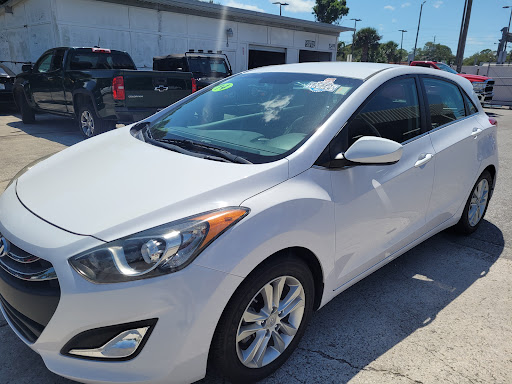 Used Car Dealer «Fitzgerald Used Car Outlet Center Clearwater», reviews and photos, 23499 US Hwy 19 N, Clearwater, FL 33765, USA