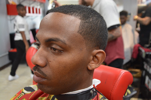 Barber Shop «The Gentlemens Club Barbershop», reviews and photos, 1320 Jefferson Davis Hwy Suite #20, Fredericksburg, VA 22401, USA