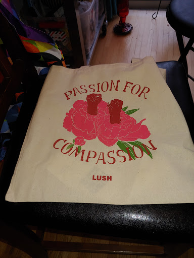 Cosmetics Store «Lush», reviews and photos, 10 Rosedale Shopping Center, Roseville, MN 55113, USA