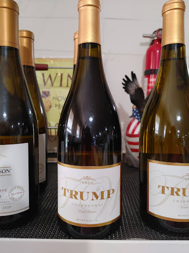 Grocery Store «Natural Bridge General Store», reviews and photos, 593 Wert Faulkner Hwy, Natural Bridge Station, VA 24579, USA