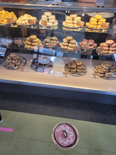 Donut Shop «Mighty-O Donuts Greenlake», reviews and photos, 2110 N 55th St, Seattle, WA 98103, USA