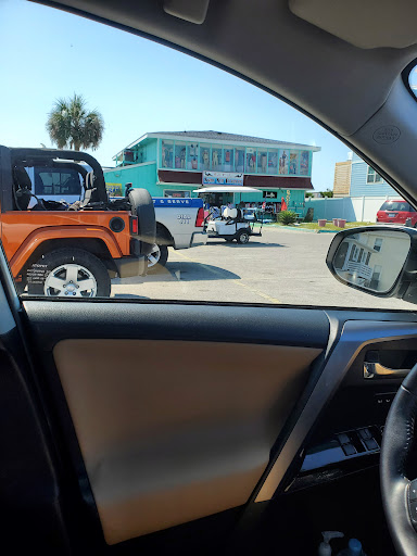 Grocery Store «Holden Beach General Store», reviews and photos, 473 Ocean Blvd W, Holden Beach, NC 28462, USA