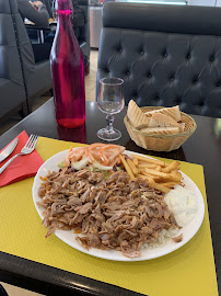 Plats et boissons du Restaurant Istanbul kebab à La Chapelle-la-Reine - n°11