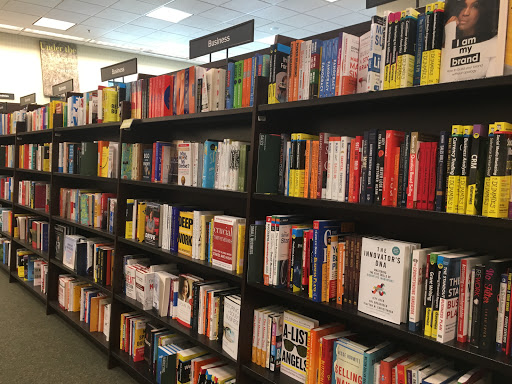 Book Store «Barnes & Noble», reviews and photos, 5755 N Bayshore Dr, Glendale, WI 53217, USA