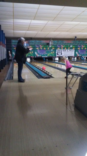 Bowling Alley «Wayne Bowling & Recreation», reviews and photos, 36900 Michigan Ave, Wayne, MI 48184, USA