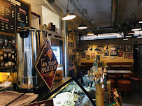 Atmosphère du Restauration rapide BAGELSTEIN • Bagels & Coffee shop à Annecy - n°14