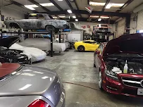 Independent Detail photo