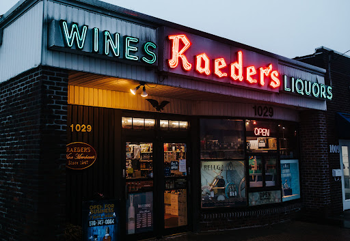 Raeders Wines & Liquors image 6