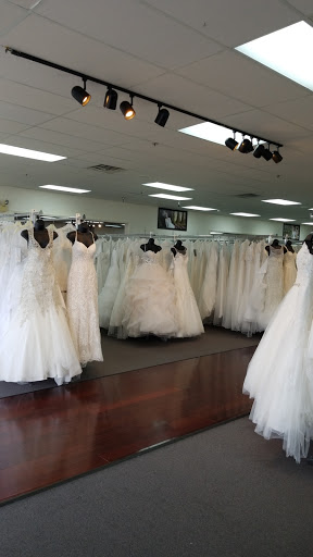 Minerva's Bridal & Prom Outlet