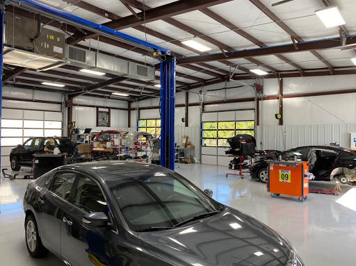 Auto Body Shop «Jock White Collision Repair», reviews and photos, 906 Cardinal Dr, Easley, SC 29642, USA
