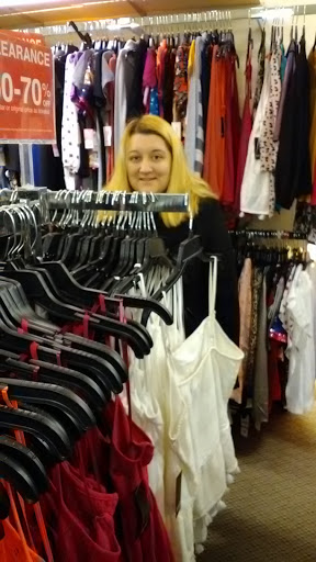 Department Store «JCPenney», reviews and photos, 3333 Marketplace Dr, Council Bluffs, IA 51501, USA