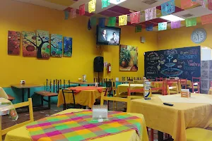La Fuente Restaurant Familiar image