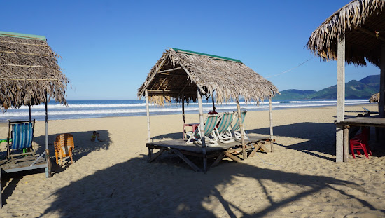 Lang Co Beach