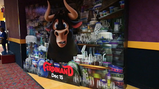 Movie Theater «Wehrenberg Theatres Bloomington Galaxy 14 Cine + IMAX», reviews and photos, 1111 Wylie Dr, Bloomington, IL 61705, USA