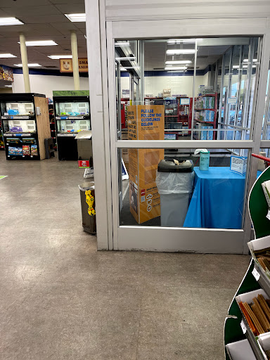 Pet Supply Store «Petco Animal Supplies», reviews and photos, 21943-21947 Ventura Blvd, Woodland Hills, CA 91364, USA