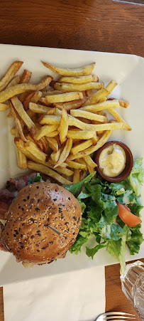 Hamburger du Restaurant de hamburgers Bistrot Mademoiselle à Vincennes - n°20