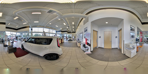 Kia Dealer «Ron Tonkin Kia», reviews and photos, 19335 SE McLoughlin Blvd, Gladstone, OR 97027, USA