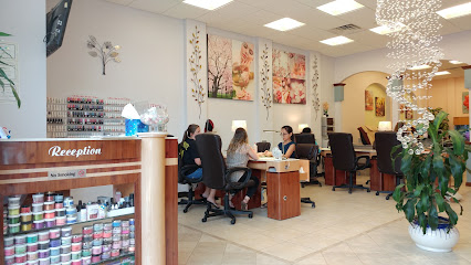 Famous Nails & Spa