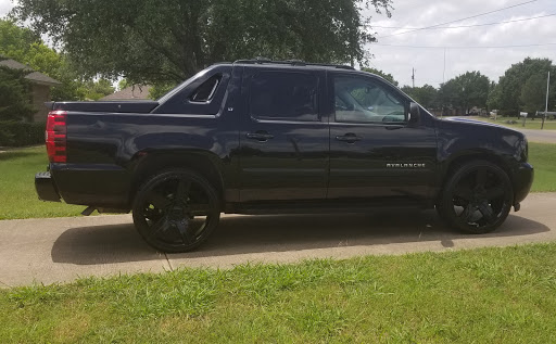 Auto Body Shop «Elias Body Shop», reviews and photos, 712 S Sam Houston Rd, Mesquite, TX 75149, USA