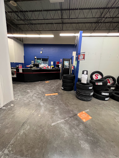 Auto Parts Store «Pep Boys Auto Parts & Service», reviews and photos, 518 Old Post Rd, Edison, NJ 08817, USA