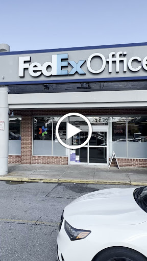 Print Shop «FedEx Office Print & Ship Center», reviews and photos, 844 N Rolling Rd, Catonsville, MD 21228, USA