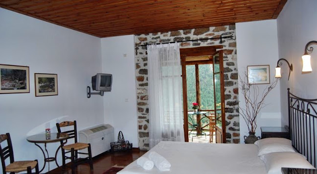 Αμπελακιώτισσα 300 23