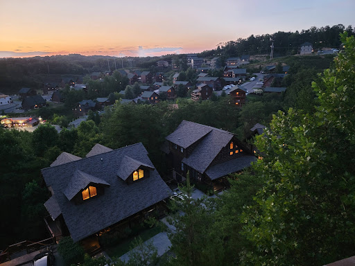 Golf Course «Gatlinburg Golf Course», reviews and photos, 520 Dollywood Ln, Pigeon Forge, TN 37863, USA