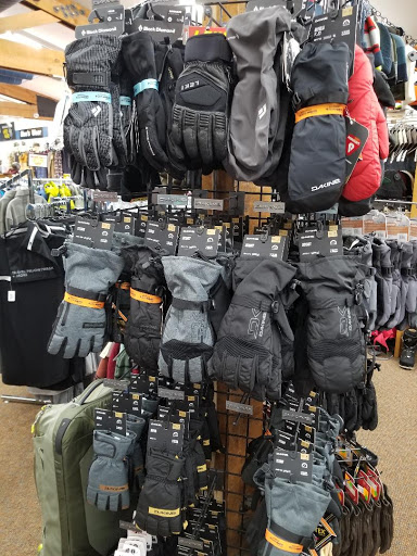 Outdoor Sports Store «Redding Sports Ltd», reviews and photos, 950 Hilltop Dr, Redding, CA 96003, USA