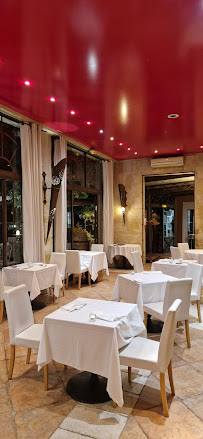 Atmosphère du Restaurant français Restaurant Le Grand Arbre à Montpellier - n°20