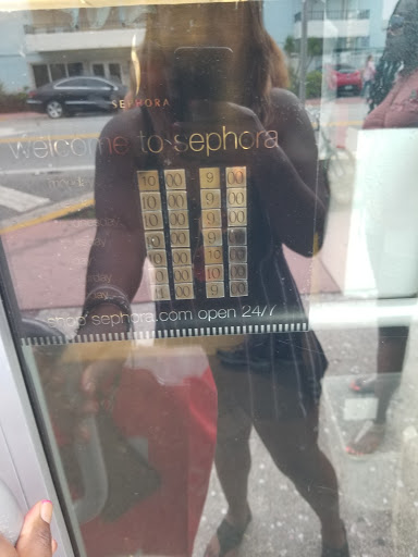 Cosmetics Store «SEPHORA», reviews and photos, 721 Collins Ave, Miami Beach, FL 33139, USA