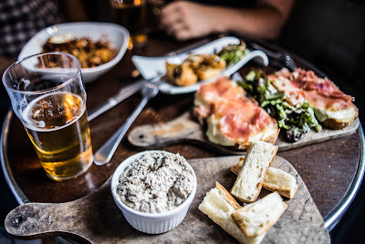 No Water - Bar à vins à Versailles