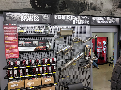 Truck Accessories Store «4 Wheel Parts - Plano», reviews and photos, 3001 E Plano Pkwy #400, Plano, TX 75074, USA