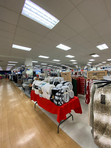 Department Store «Marshalls», reviews and photos, 2662 Chapel Lake Dr, Gambrills, MD 21054, USA