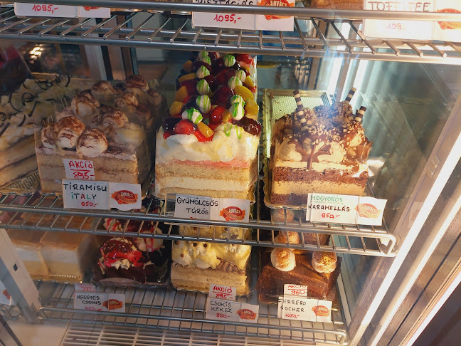 Opinii despre Kovács Cukrászda în Esztergom - Fagylaltozó