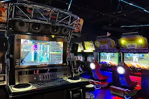 Free Play Arcade - Dallas image