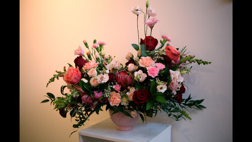 Florist «Kathy and Company Florist», reviews and photos, 221 Colchester Ave, Burlington, VT 05401, USA