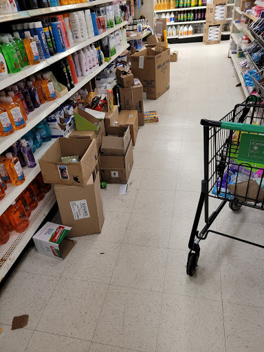 Dollar Store «Dollar Tree», reviews and photos, 1100 Chester Pike, Sharon Hill, PA 19079, USA