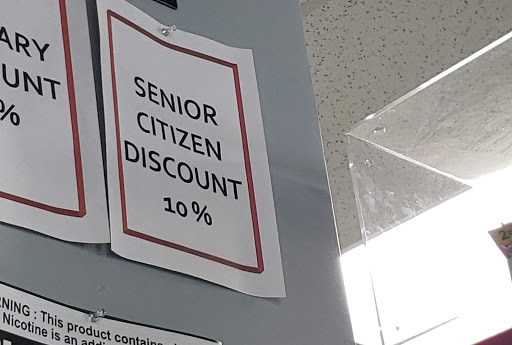 Tobacco Shop «Happy Daze Smoke Shop», reviews and photos, 6450 W 10th St STE 2, Indianapolis, IN 46214, USA