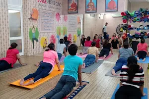 Yoga lifestyle clinic image