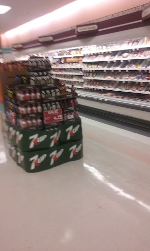 Supermarket «Giant Eagle Supermarket», reviews and photos, 1800 W State St, Alliance, OH 44601, USA