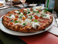 Plats et boissons du Pizzeria Tonis Pizza Express à Rountzenheim-Auenheim - n°3