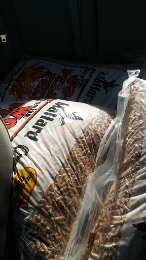 Pet Supply Store «Bradshaw Feed & Pet Supply», reviews and photos, 7285 Bradshaw Rd, Sacramento, CA 95829, USA